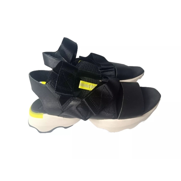 Sorel Shoes - Sorel Kinetic Impact  Strappy Sandals Shoes Women's Size 8.5 Black